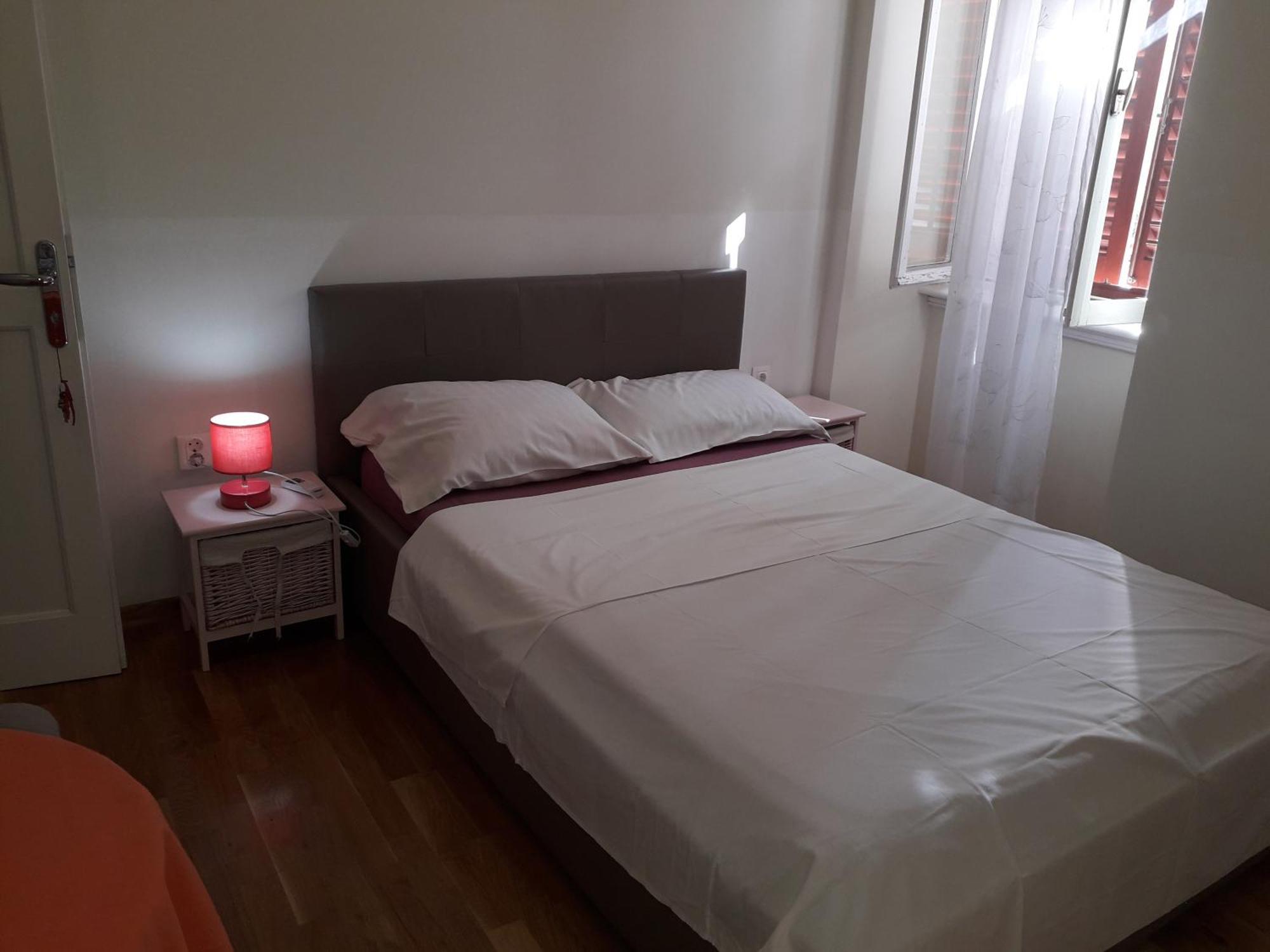 Studio On Main Pedestrian Street Apartment Пула Екстериор снимка